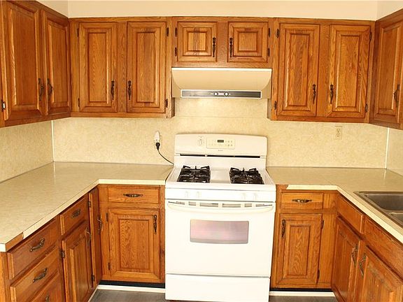 5th image of 3014 Dirr Ave