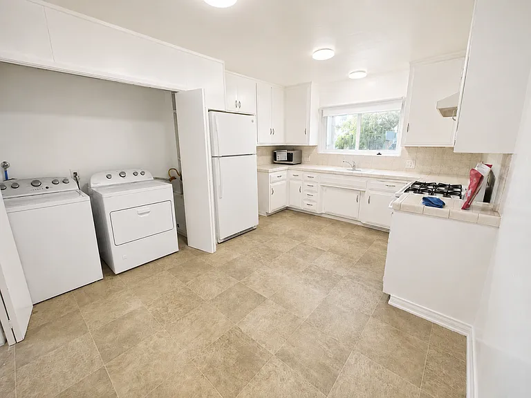 1729 S Alma St #2 — Photo 5