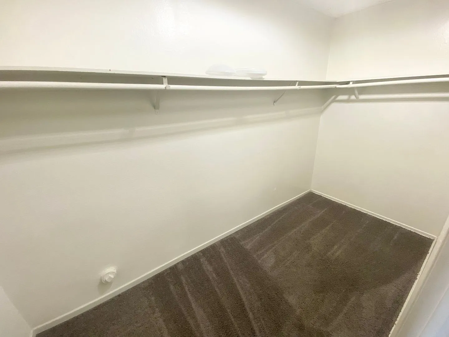 Large 1 Bedroom 1 Bath In the Lantern District of Dana Point! — Photo 3