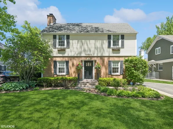 2236 Birchwood Ave, Wilmette, IL 60091