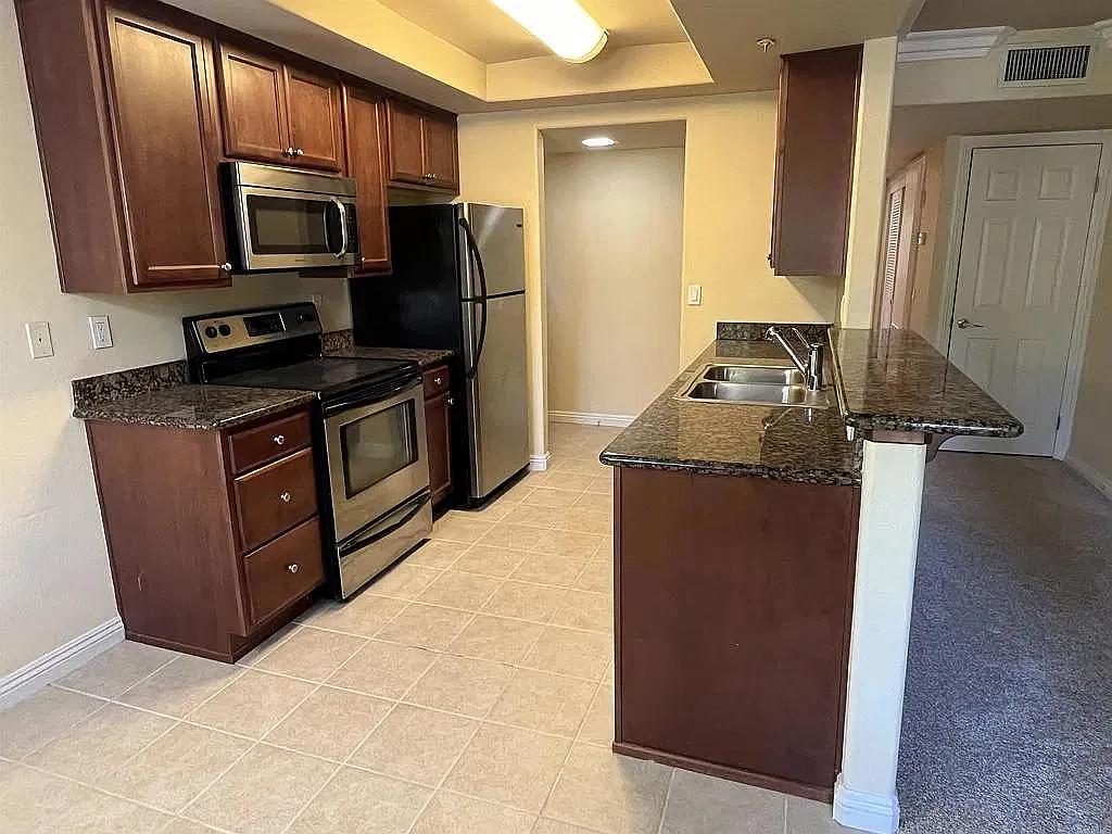 1434 Marshall Road - 35 — Photo 1