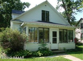 214 E, Cyrus, MN 56323
