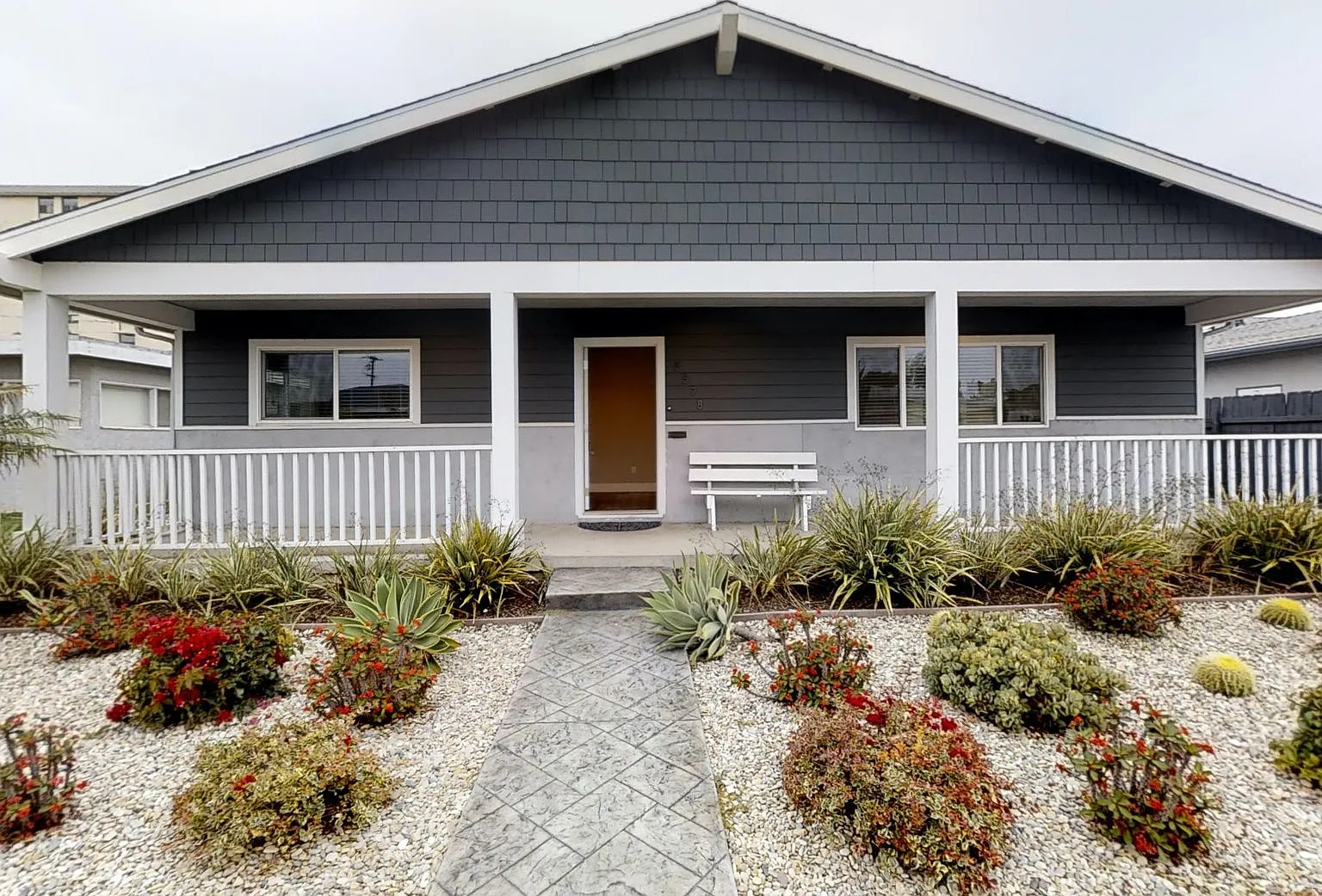 Usually rents to 6-12 people! Renovated, Large Bedrooms, LOTS of Parking Space!! — Photo 1