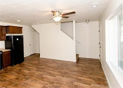 238 N 750 E — Photo 16