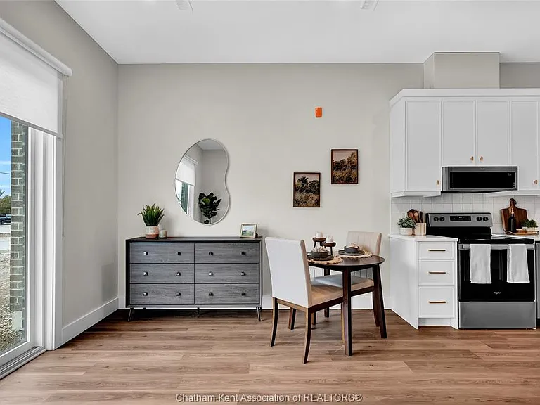 12 Mill St W #412 — Photo 15