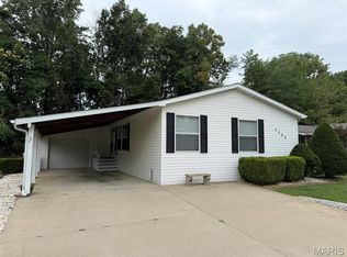 5204 Ida Dr, Belleville, IL 62223