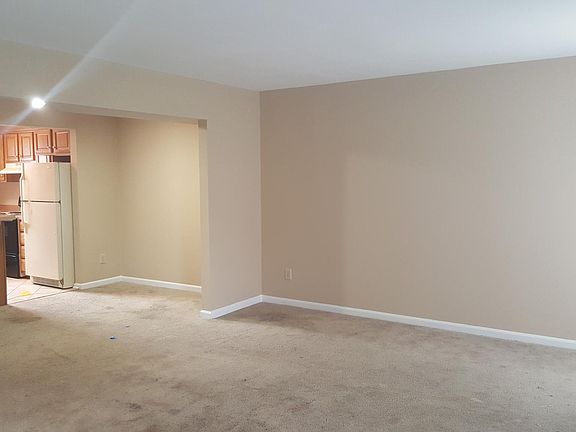 2nd image of 3845 Sugar Creek Dr