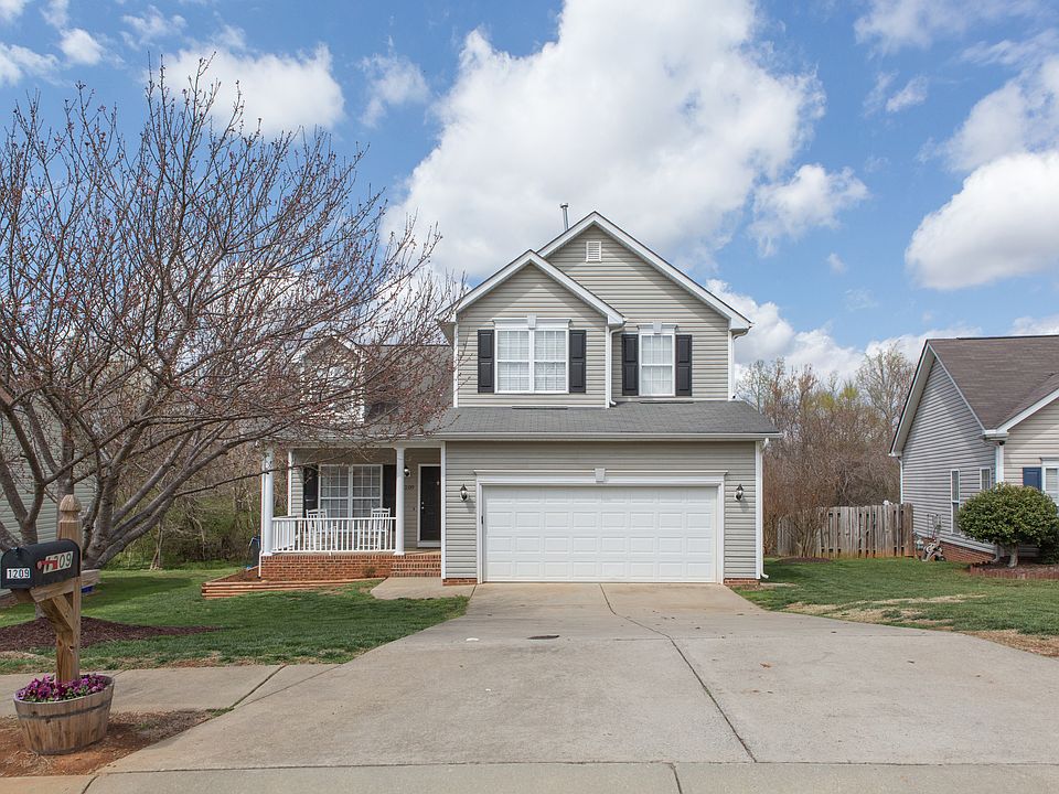1st image of 1209 Briarwood Dr