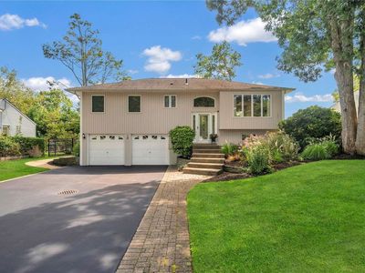 12 Parnell Drive, Smithtown, NY, 11787