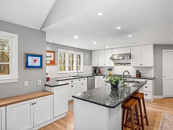 5th image of 71 Old Pickard Rd