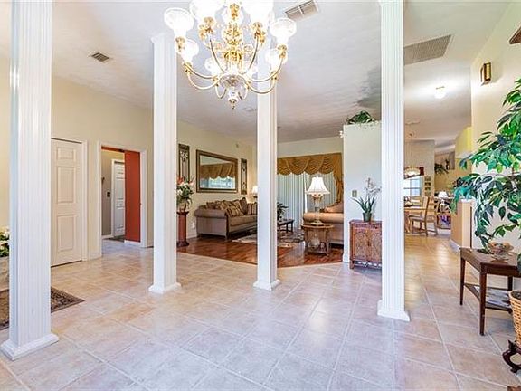 5th image of 3326 Great Oaks Blvd