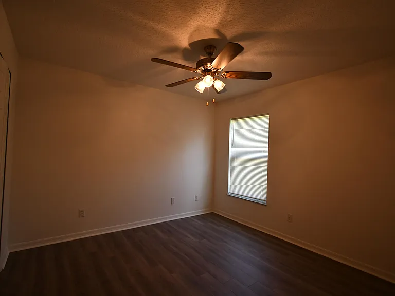 2547 SW Kenilworth St — Photo 16