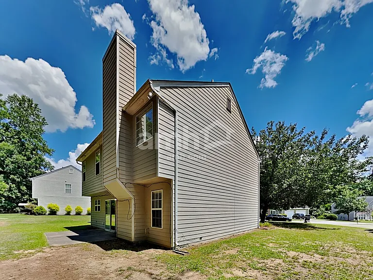 1626 Sparrow Wood Ln SW — Photo 22