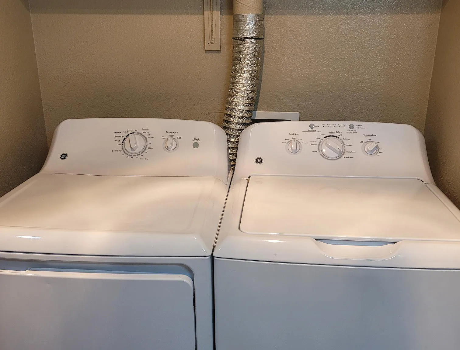 Overlook Pointe Apartments — Photo 2