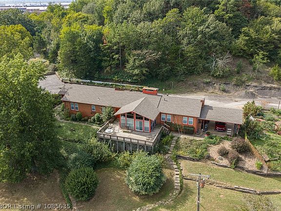 2nd image of 5710 Geren Rd