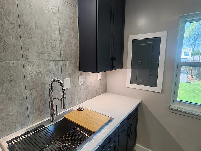 8139 Grand River Rd #2 — Photo 15