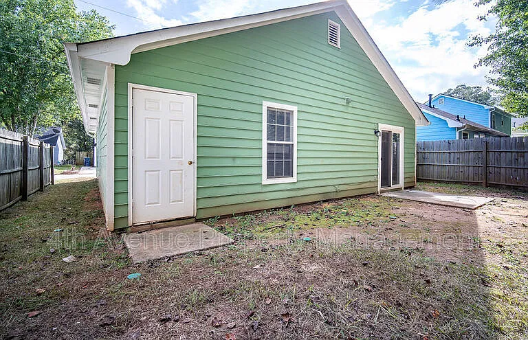 2840 Pebblebrook Ct — Photo 3