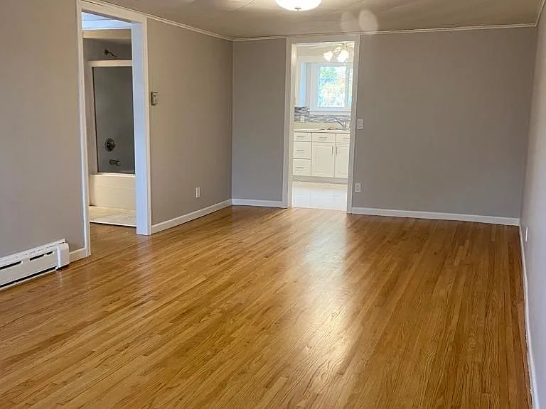 6 Maple St — Photo 15