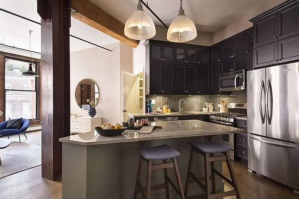 Sold by Stribling | media 4