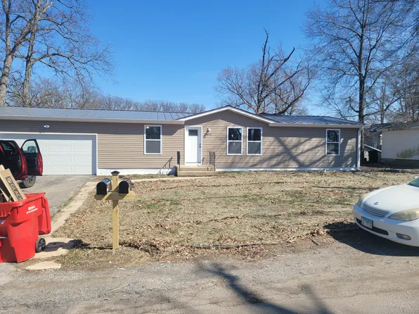 14021 Windsor St, Cedar Lake, IN 46303