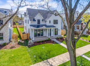 1817 Elmwood Ave, Wilmette, IL