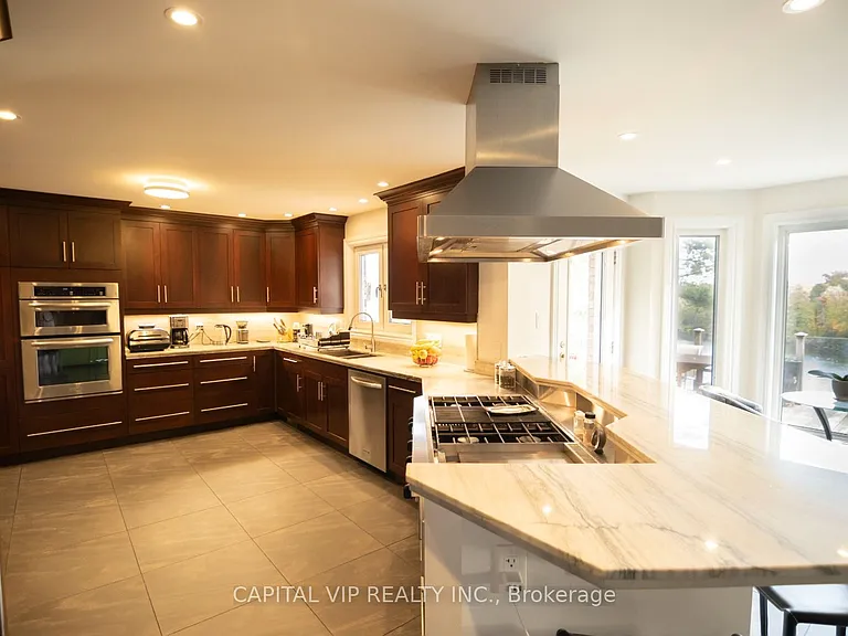 4 Wellsmere Ct — Photo 11