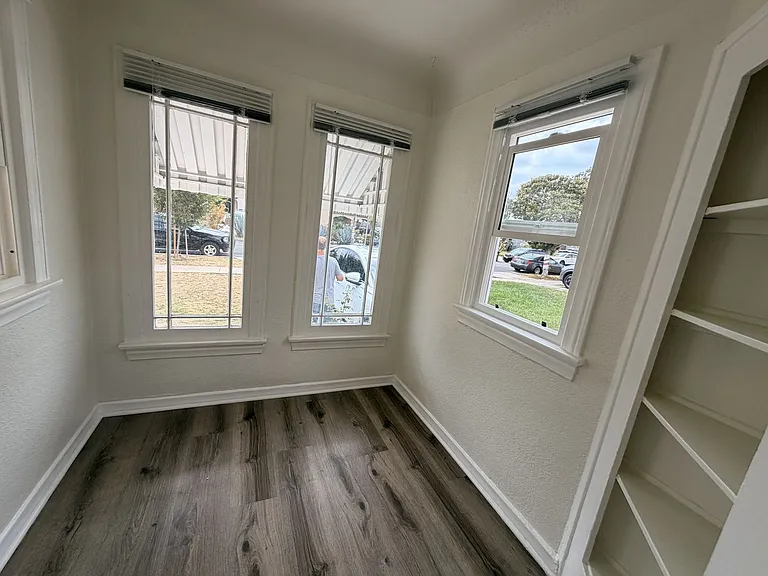 7307 Halldale Ave — Photo 13