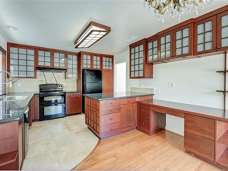 5411 Glenstone Dr — Photo 5