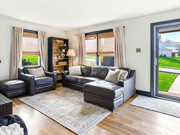 2nd image of 129 Alton Rd