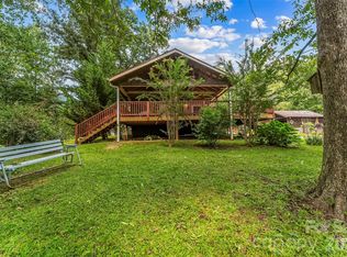 230 Johnson Hollow Rd W, Marion, NC 28752