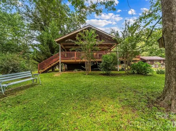 230 Johnson Hollow Rd W, Marion, NC 28752