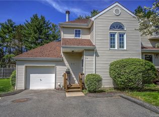 2-1 W Meadow Ln, Middletown, CT 06457