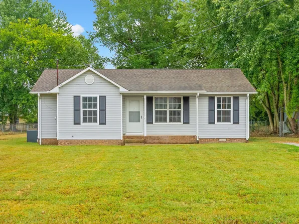 512 Indian Ave, Oak Grove, KY 42262