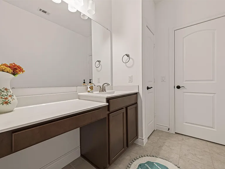 7319 Woodlark Ridge Dr — Photo 28