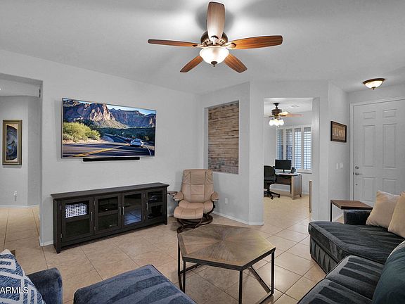 5th image of 22569 W ANTELOPE Trail