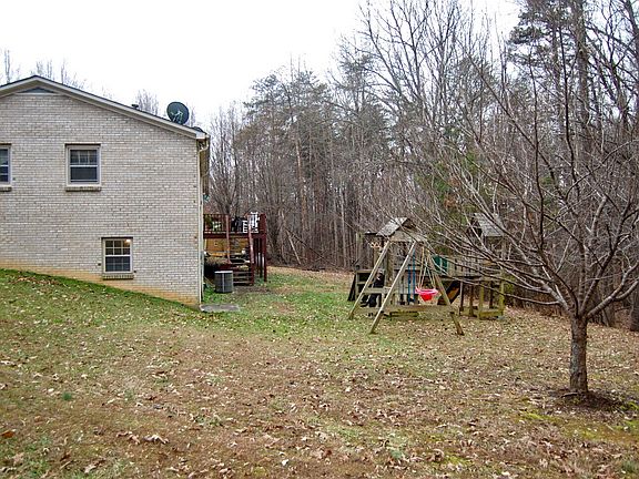 Large, level backyard