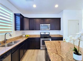 8904 Sleepy Panda Ave, Las Vegas, NV 89148