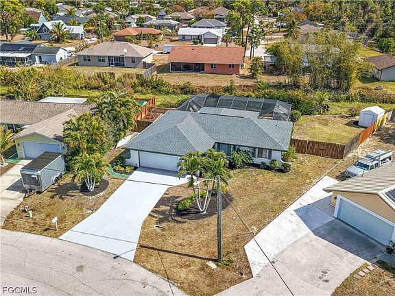 2nd image of 18085 Laurel Valley Rd