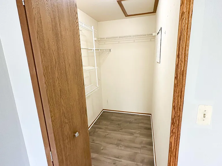 1687 S Riverside Ave #8 — Photo 15