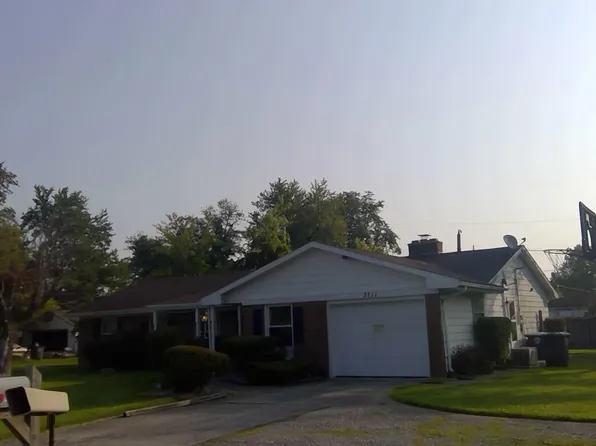 3711 Hessen Cassel Rd, Fort Wayne, IN 46806