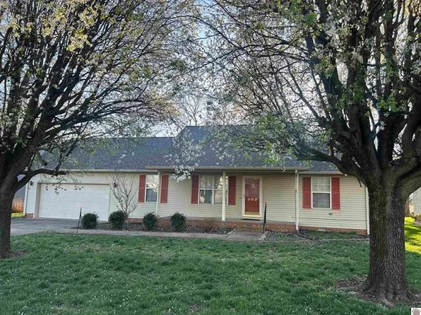 903 Sivley Rd, Hopkinsville, KY 42240