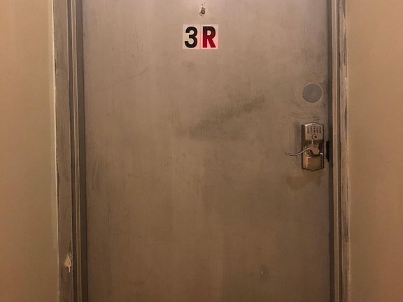 3rd image of 1241 Vine St #3R