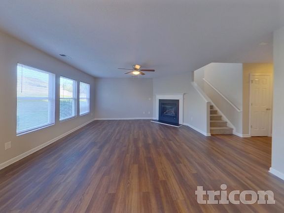 2nd image of 4319 Stone Mountain Dr