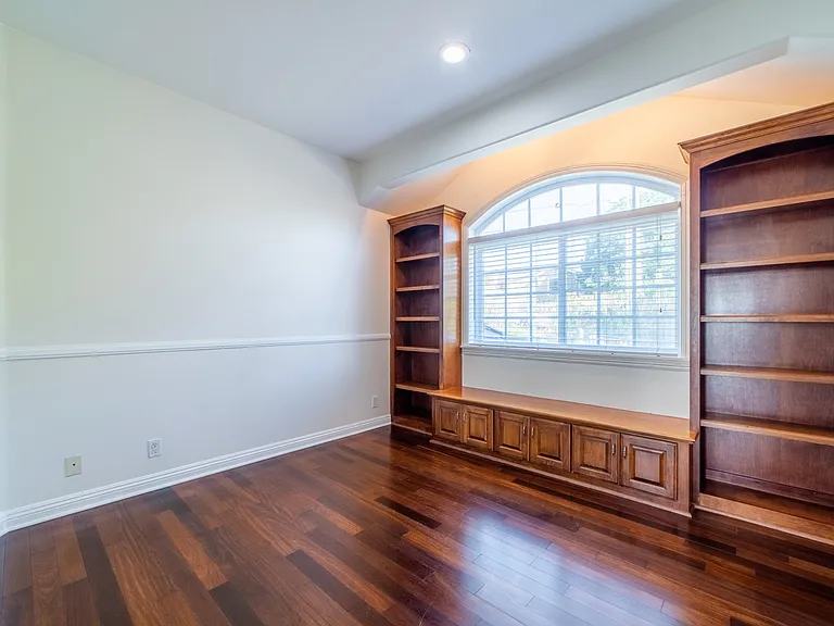 849 Avocado Pl — Photo 11