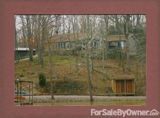 165 Bluebird Ln, Goreville, IL 62939