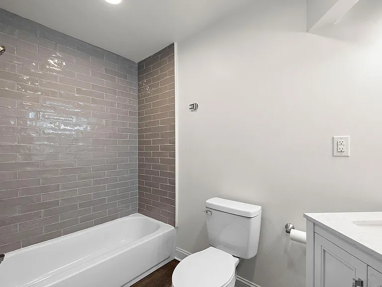 212 New St #1 — Photo 15