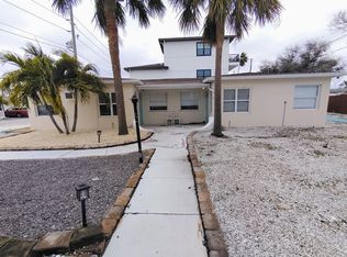 115 145th Ave E APT 4, Saint Petersburg, FL 33708