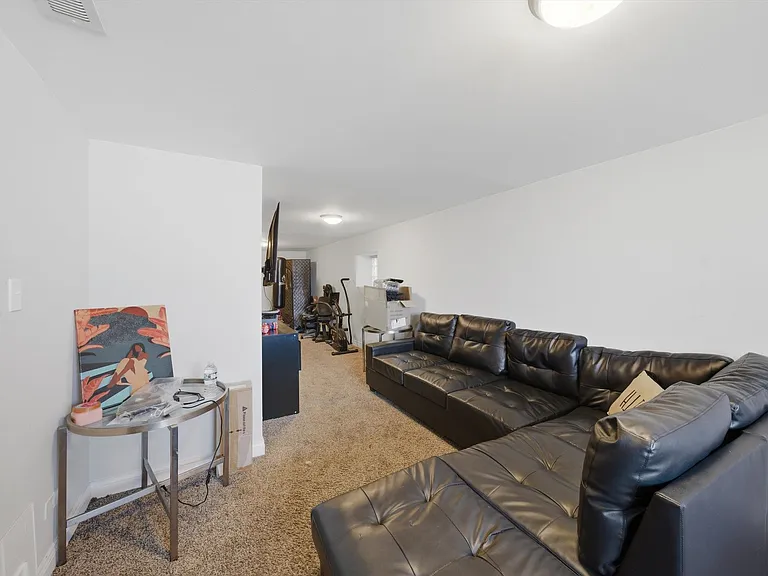 9105 S Drexel Ave — Photo 16
