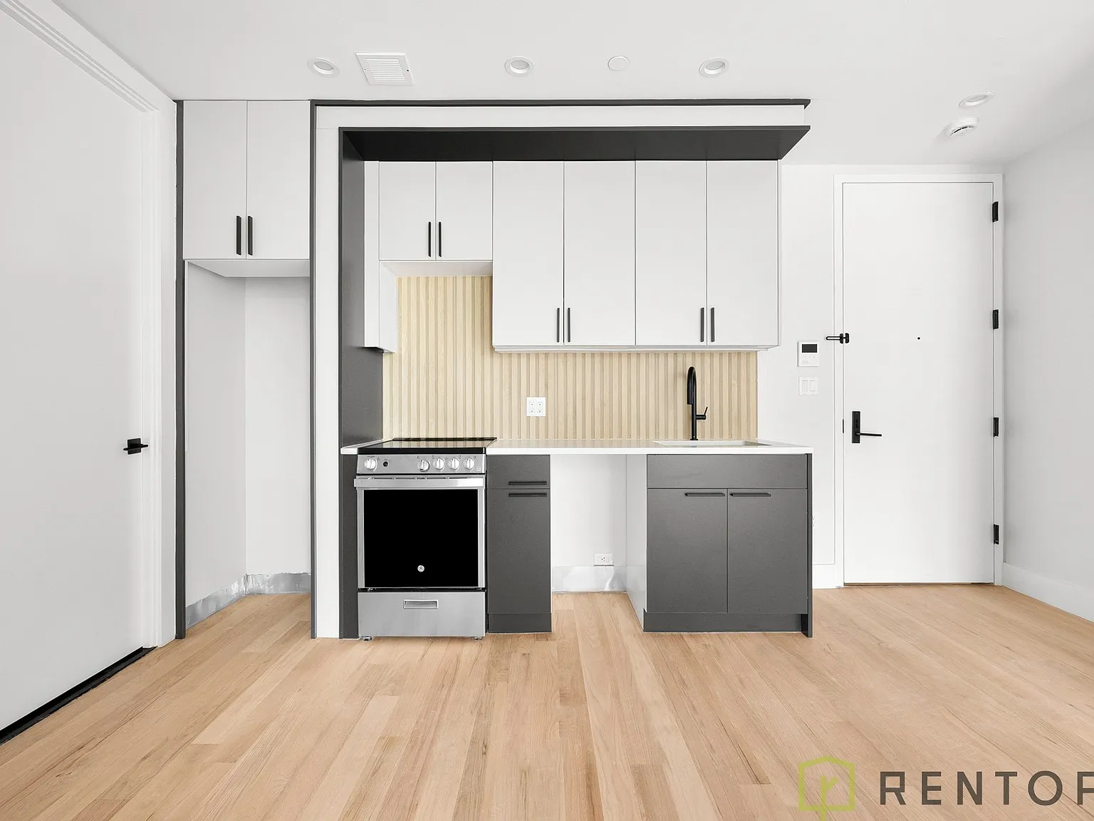 22 Frost Street — Photo 2