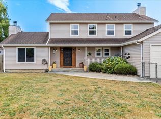 1956 Gage Ln, Eureka, CA 95503